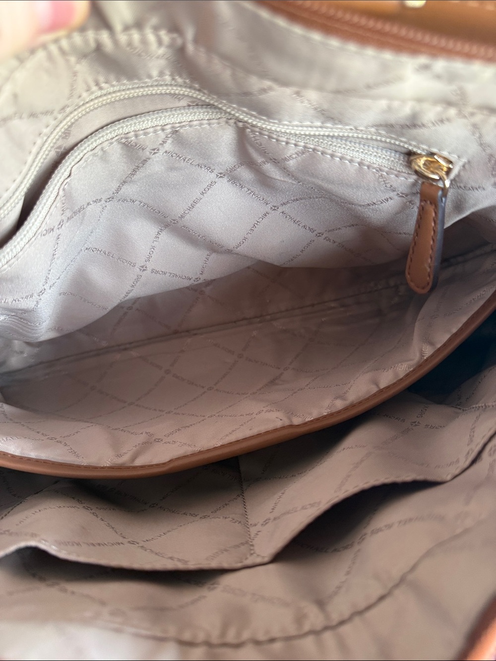 Michael Kors Cream & Brown Signature Satchel - Picture 5 of 8